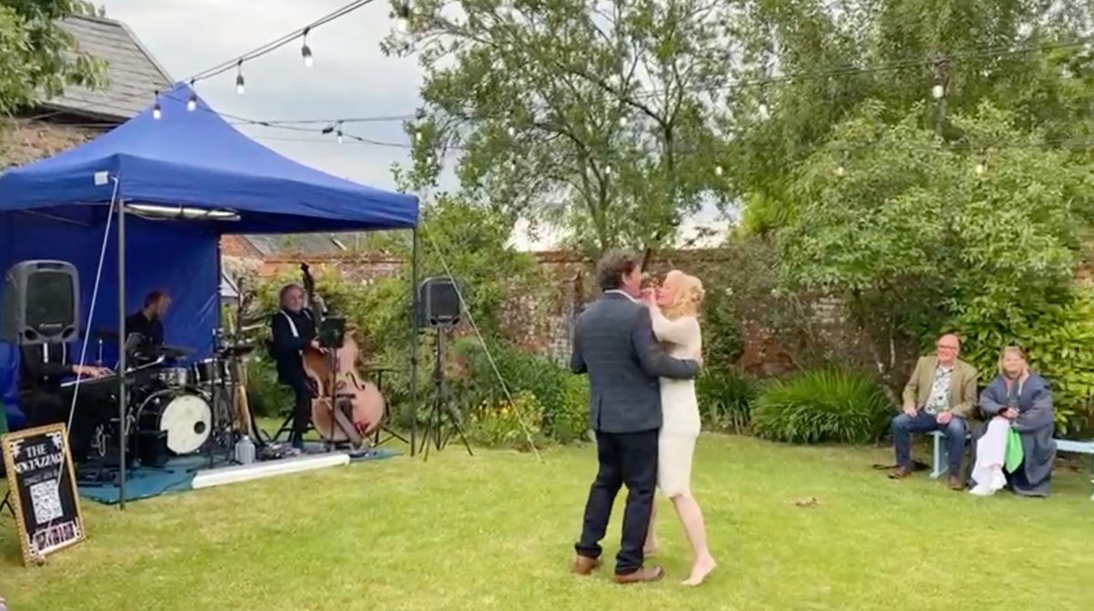 Tracy and Luke's first dance to 'It Don't Mean A Thing If It Ain't Got That Swing'
