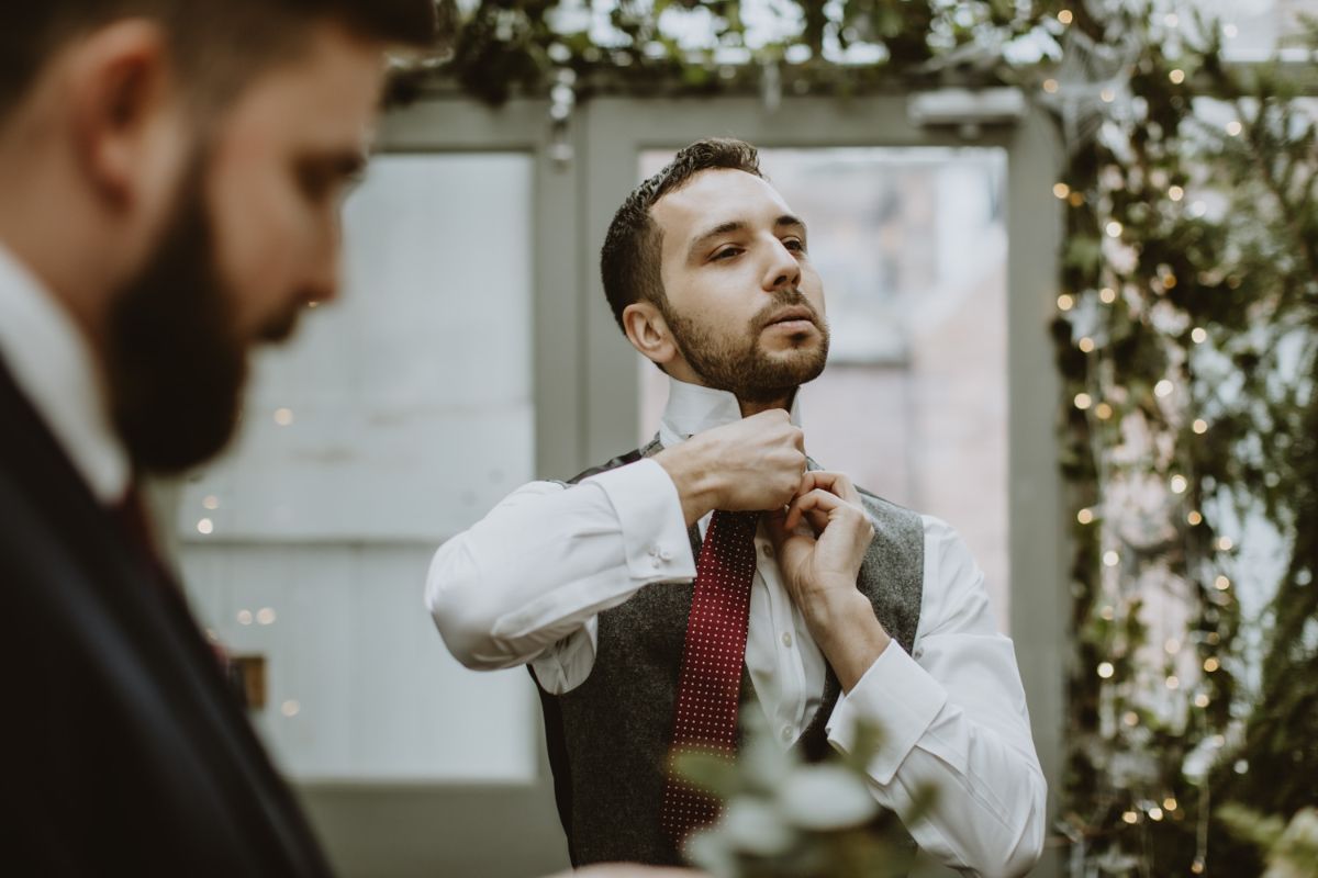 Adam (Groom) prep moment