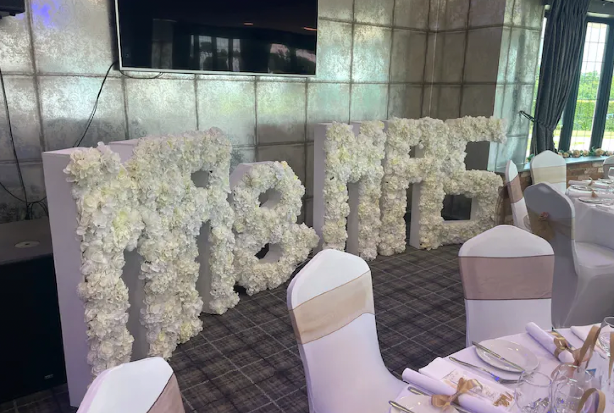 Real Wedding Image for Danielle & Robert 