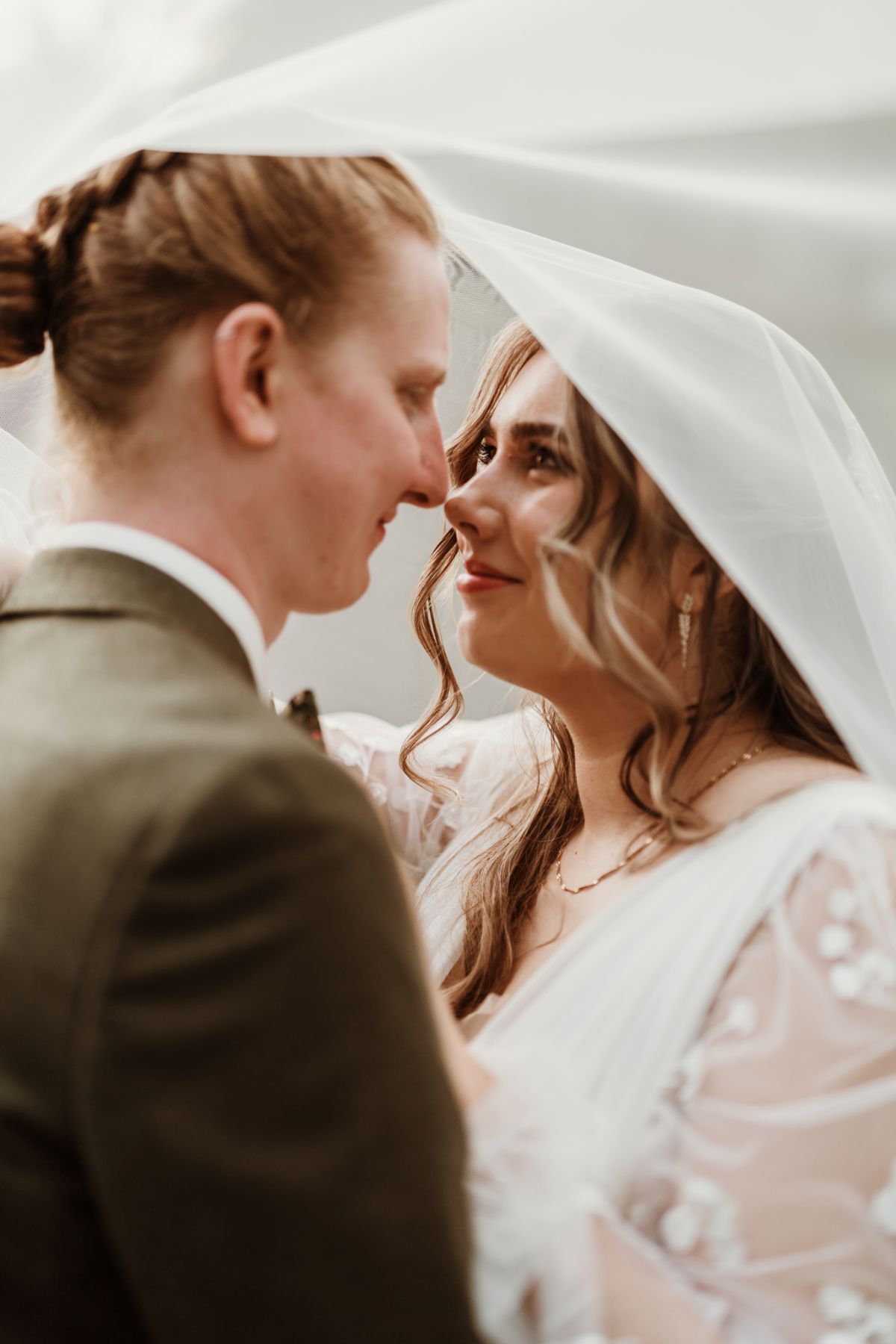 Real Wedding Image for Oscar