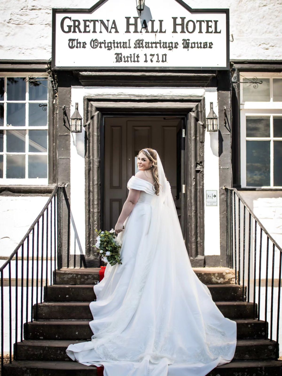 Real Wedding Image for Josie & Malcolm