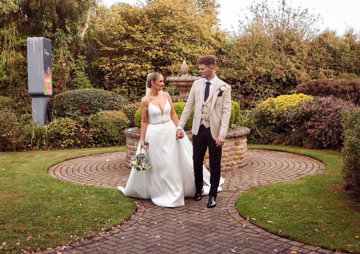 Real Wedding Image for Jess & Tom