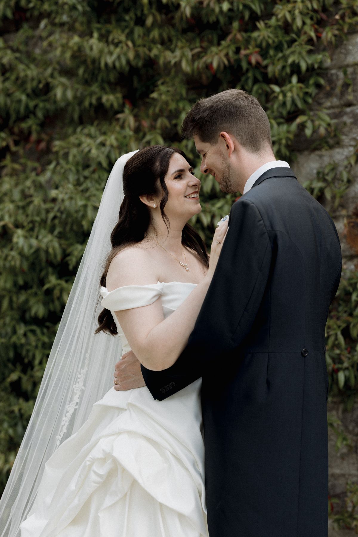 Elizabeth and Andrew on the evening of their wedding at Elmore Court, photographed by Hannah Warmisham